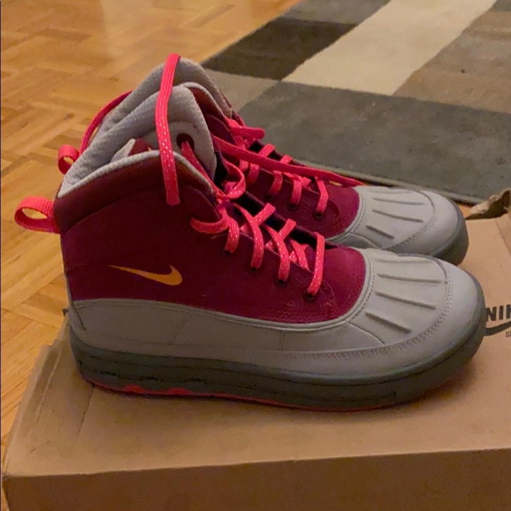 Acg Boots